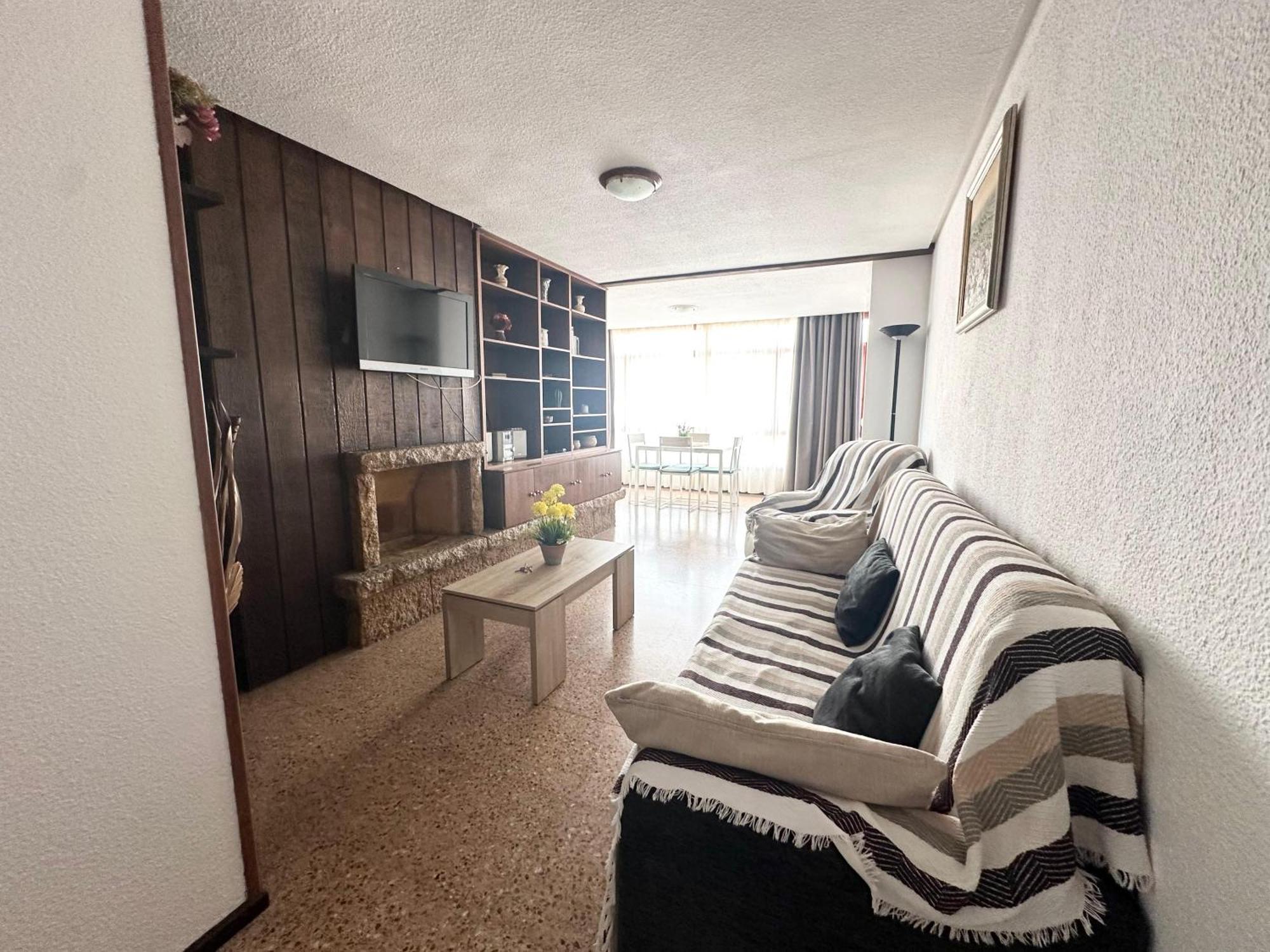 Appartement Nog - La Nogalera, 2 Dorm, 2 Banos, Terraza, Piscina, Wifi Torremolinos