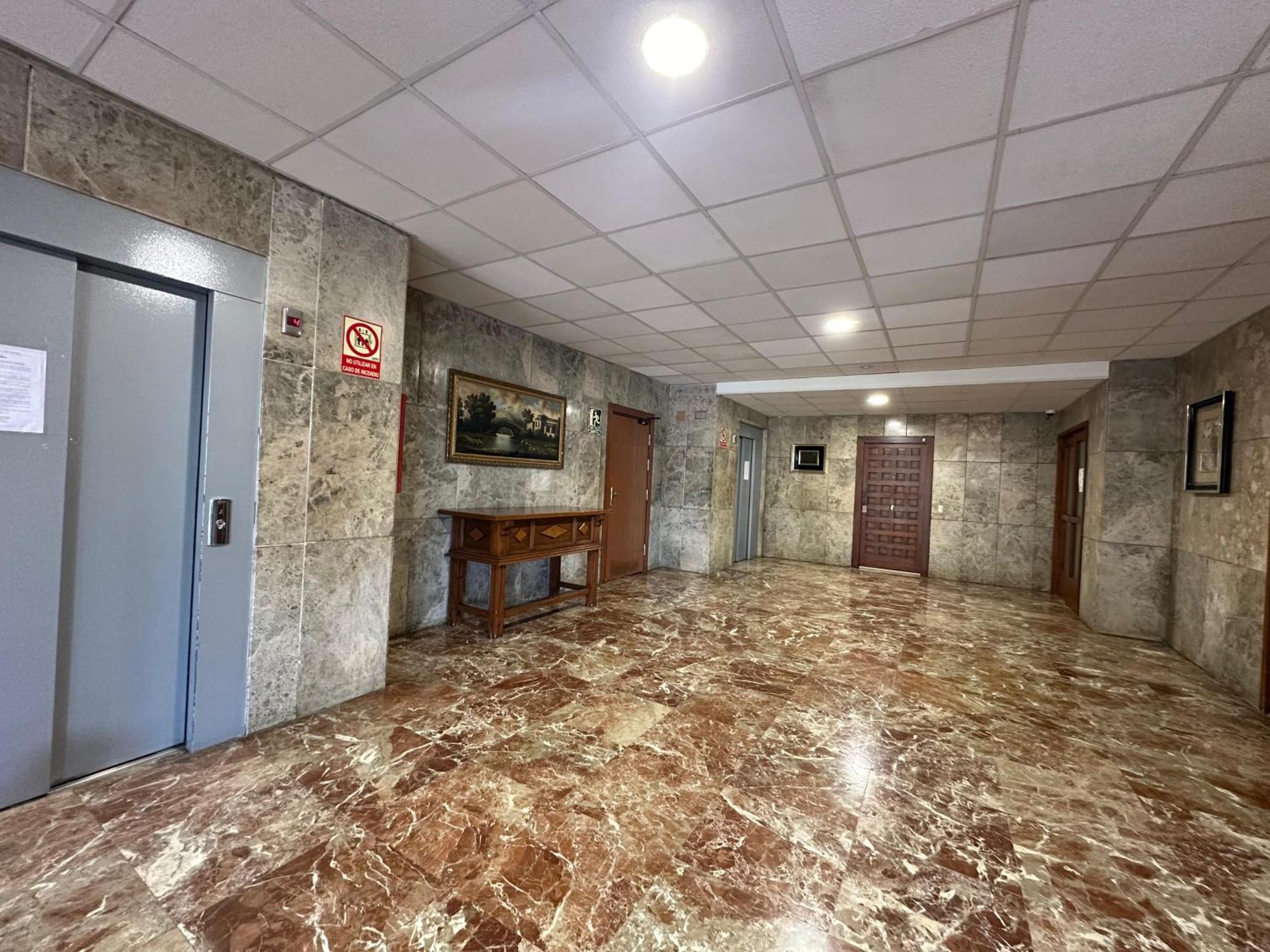 Appartement Nog - La Nogalera, 2 Dorm, 2 Banos, Terraza, Piscina, Wifi